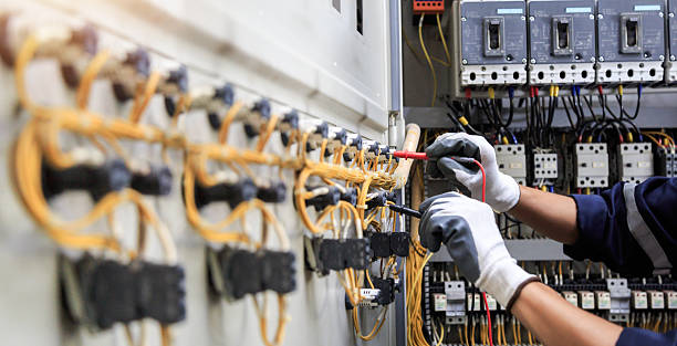 Professional Electrician technician working in Aurora, MN